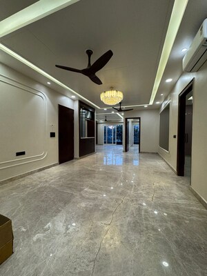 Living Room in 4 BHK Builder Floor at Uppal Southend, Sector 49 – for Sale