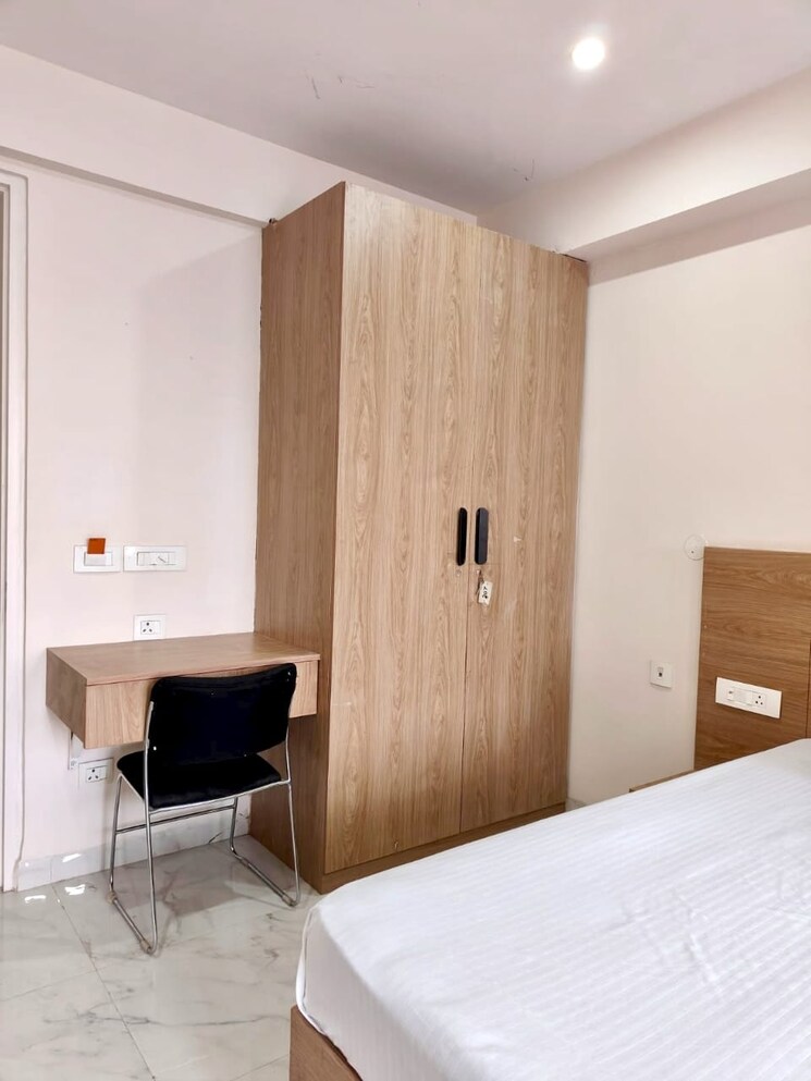 Room, sector 45 1 RK 1000 Sq.Ft. Builder Floor In Sector 45 Gurgaon 8760757