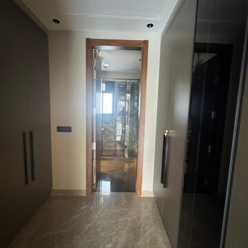 Building Lobby in 4 BHK Builder Floor at Kohli One Malibu Town, Malibu Town – for Sale