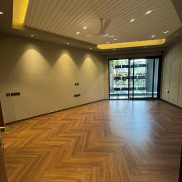Room in 4 BHK Builder Floor at Kohli One Malibu Town, Malibu Town – for Sale
