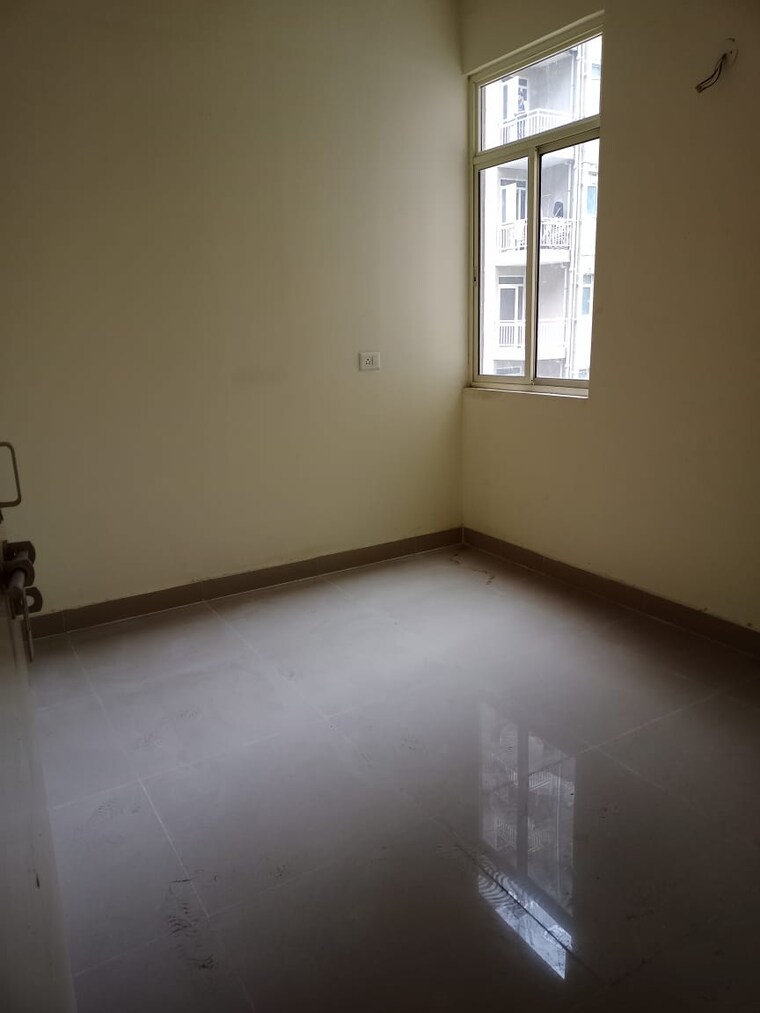 Room, conscient-habitat-78 3 Bedroom 1000 Sq.Ft. Apartment In Sector 78 Faridabad 8760769