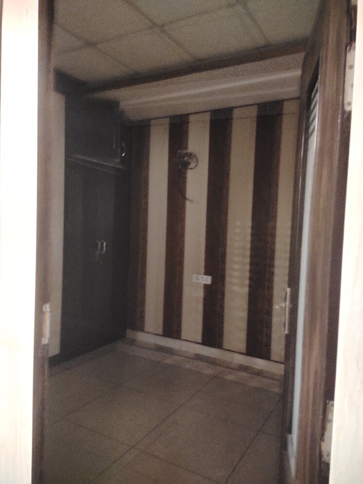 undefined, vibhuti khand Commercial Office Space 1200 Sq.Ft. In Vibhuti Khand Lucknow 8760788