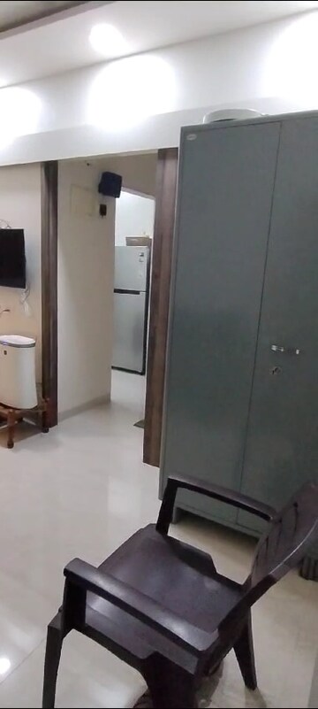 Room in 1 RK Apartment at Krishna Residency Malad West, Malad West – for Rent