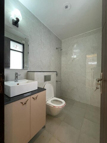 Bathroom in 3 BHK Builder Floor at South City 1 – for Rent