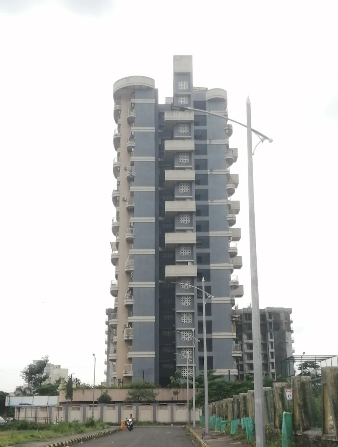 1 BHK 500 Sq.Ft. Apartment in Paradise Sai Riverdale