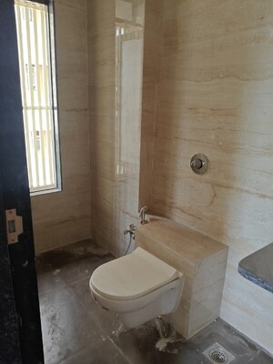 Bathroom in 2 BHK Apartment at Majestic Avighna, Chembur – for Sale