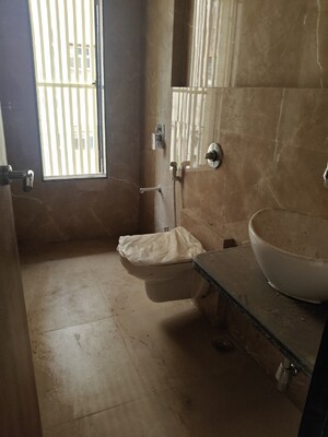 Bathroom in 2 BHK Apartment at Majestic Avighna, Chembur – for Sale