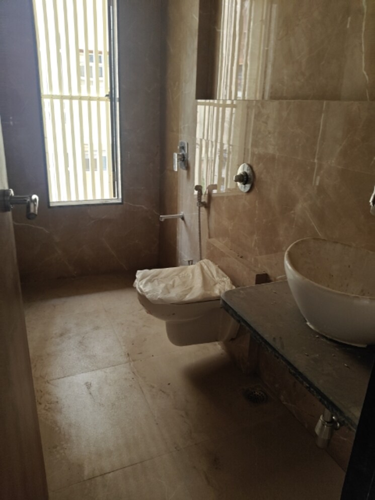 Bathroom, majestic-avighna 2 Bedroom 786 Sq.Ft. Apartment In Chembur Mumbai 8760795