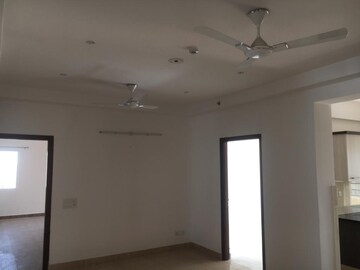 Room in 4 BHK Apartment at Purvanchal Royal City II, Chi V Greater Noida – for Sale