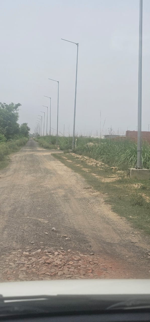 Plot For Sale in Yamuna Expressway