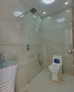 Attached Bathroom in 3 BHK Builder Floor at Sector 32 – for Sale