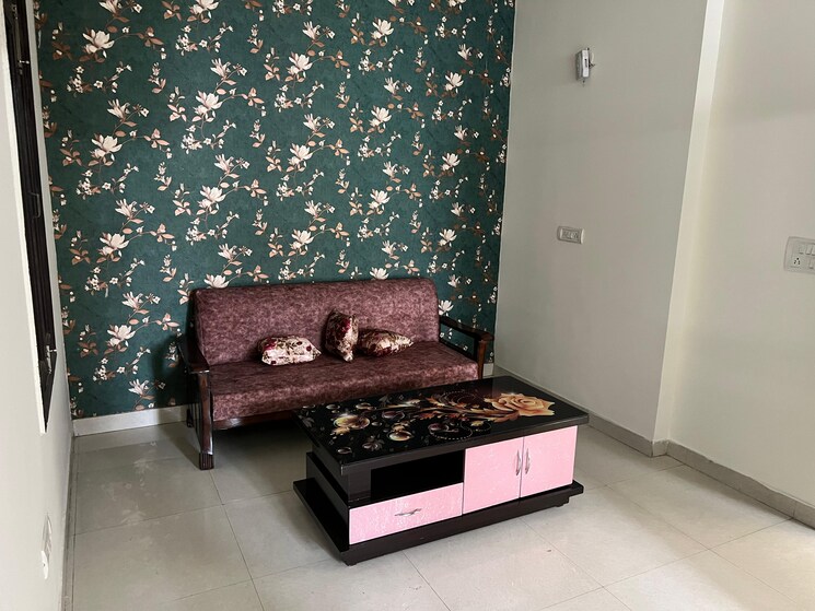 Living Room, sector 43 6+ Bedroom 161 Sq.Yd. Independent House In Sector 43 Gurgaon 8760855