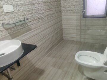 Bathroom in 4 BHK Builder Floor at Temple Tree Jubilee Hills, Jubilee Hills – for Rent