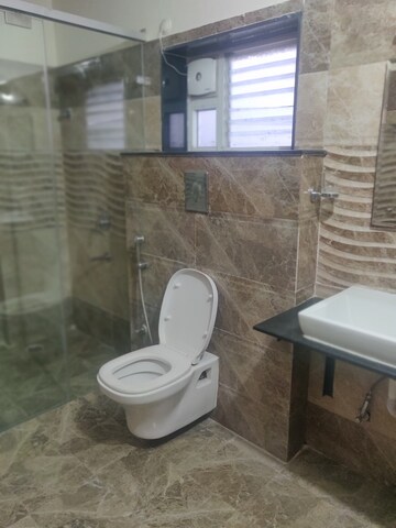Bathroom in 4 BHK Builder Floor at Temple Tree Jubilee Hills, Jubilee Hills – for Rent