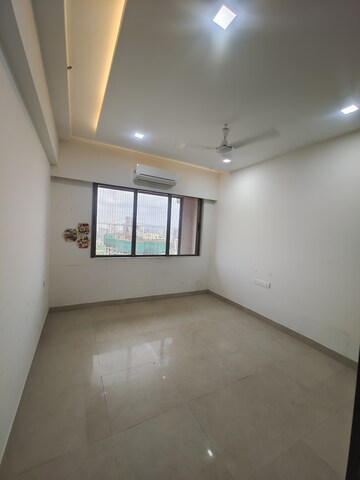 Room in 3 BHK Apartment at Bhimjyani Verraton, Manpada – for Rent