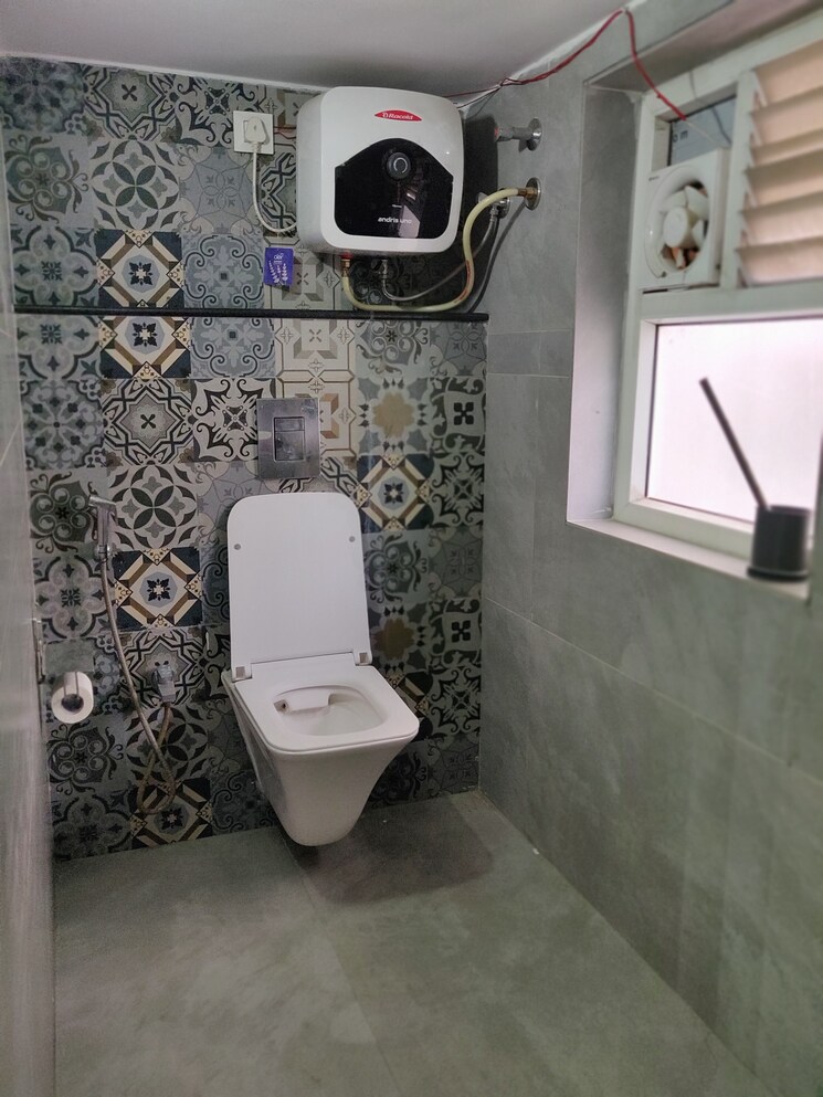 Bathroom, lotus-villa-banjara-hills 4 Bedroom 4000 Sq.Ft. Builder Floor In Banjara Hills Hyderabad 8760922