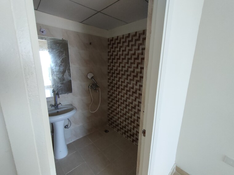 Bathroom, abcz-east-sapphire 3 Bedroom 1400 Sq.Ft. Apartment In Sector 45 Noida 8760923