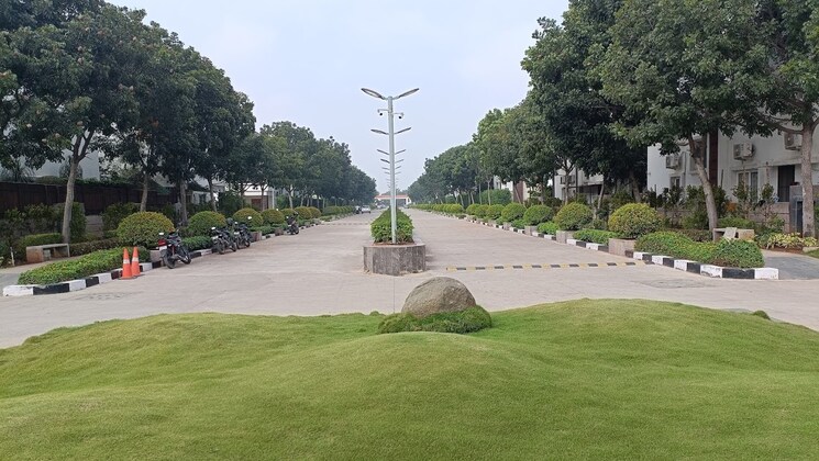 Garden, mayfair-villas-tellapur 4 Bedroom 4000 Sq.Ft. Villa In Tellapur Hyderabad 8760949