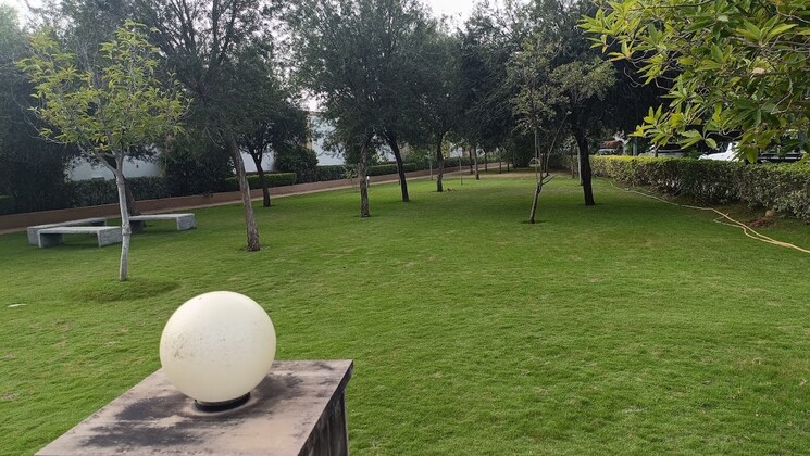 Garden, mayfair-villas-tellapur 4 Bedroom 4000 Sq.Ft. Villa In Tellapur Hyderabad 8760949