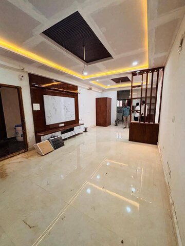 Room in 2 BHK Apartment at Dev Manor, Madhapur – for Rent