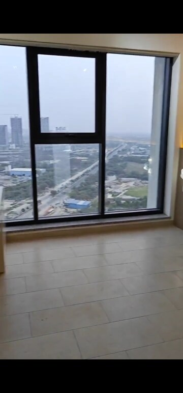 Room in 3 BHK Apartment at Sobha City Gurgaon, Sector 108 – for Rent