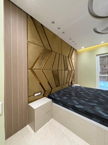 Staircase in 3.5 BHK Apartment at Shalimar Belvedere Court, Gomti Nagar – for Rent