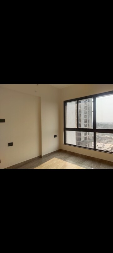 Room in 2 BHK Apartment at Kolte Patil Life Republic, Hinjewadi – for Rent