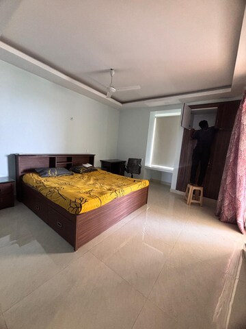 Bedroom in 3.5 BHK Apartment at MI Rustle Court, Gomti Nagar – for Rent
