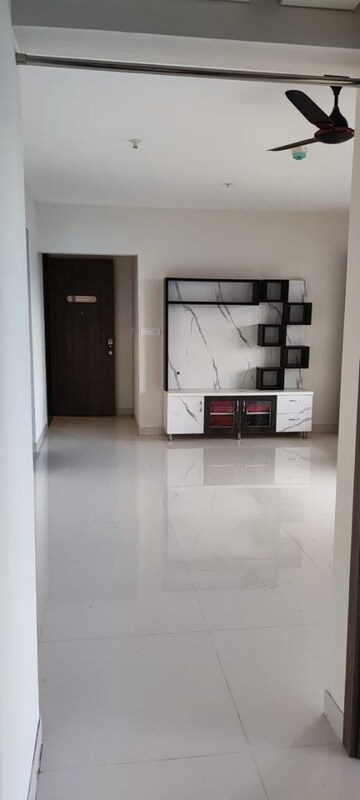 Room in 2 BHK Apartment at Kumar Prospera Hadapsar, Hadapsar – for Rent