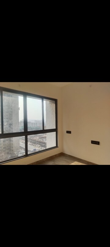 Room in 1 BHK Apartment at Kolte Patil Life Republic, Hinjewadi – for Rent