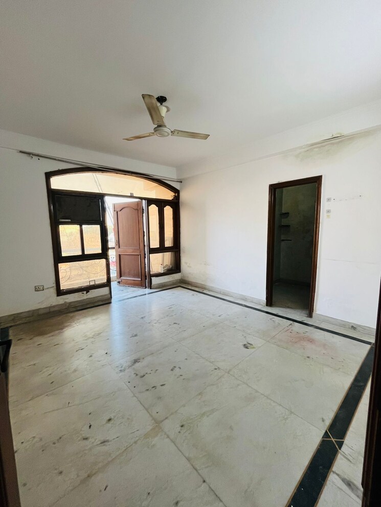 Room, saket 3 Bedroom 1350 Sq.Ft. Builder Floor In Saket Delhi 8761035