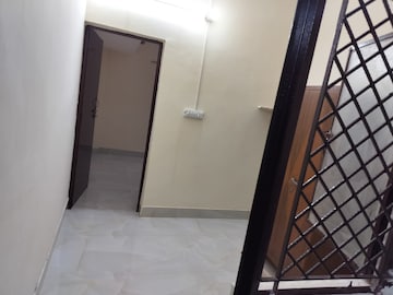 Room in 3 BHK Apartment at Symbolic Home, Sector 80 – for Rent