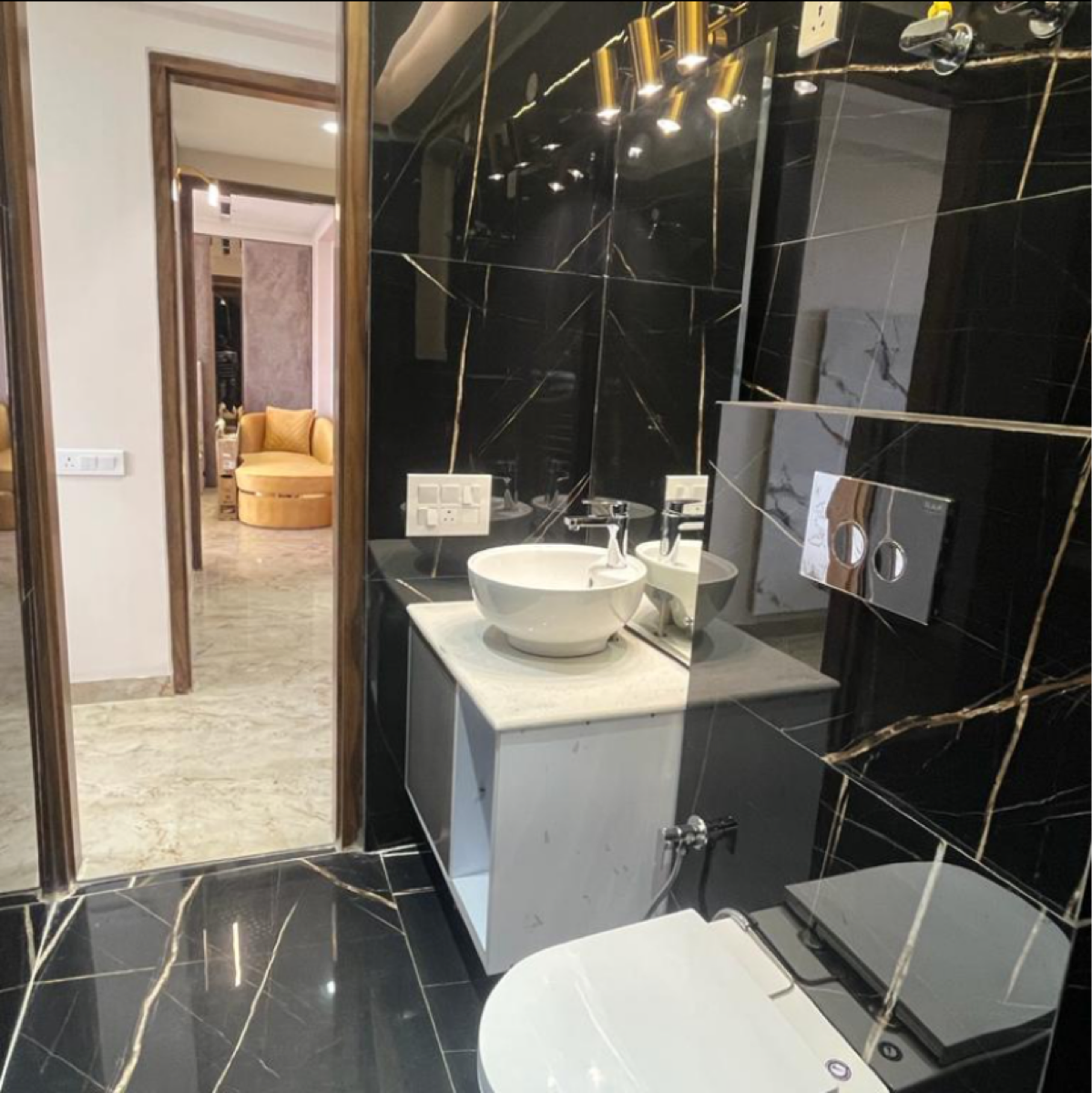 4 BHK + Extra Room Independent House For Rent in Manimajra 