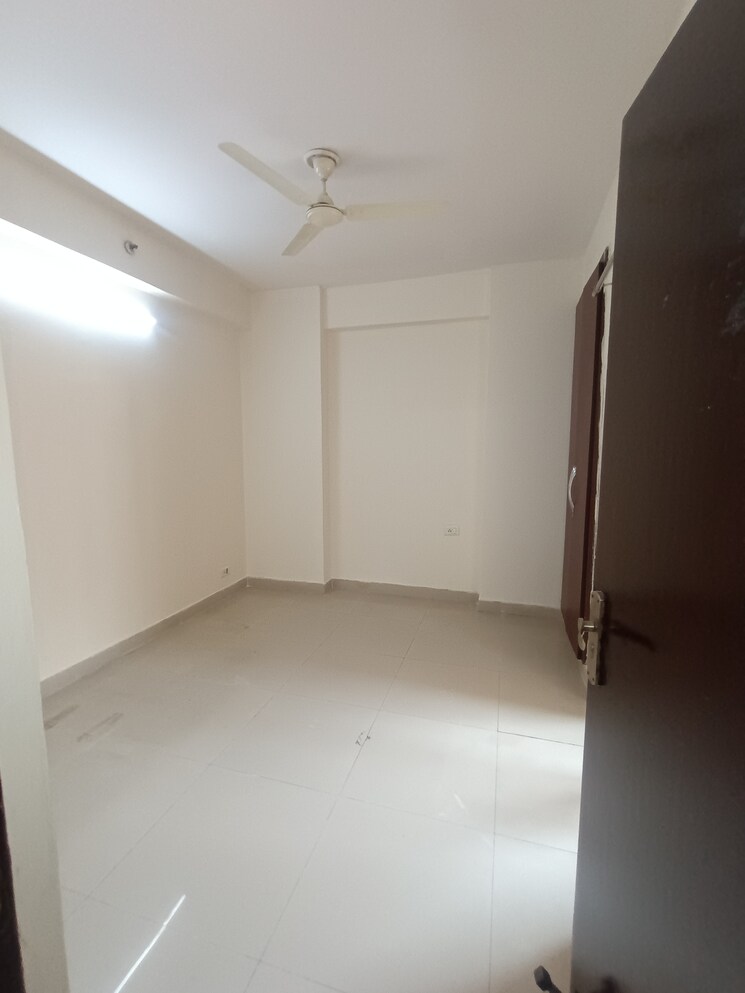 undefined, panchsheel-greens-ii 2 Bedroom 915 Sq.Ft. Apartment In Sector 16 Greater Noida Greater Noida 8761092