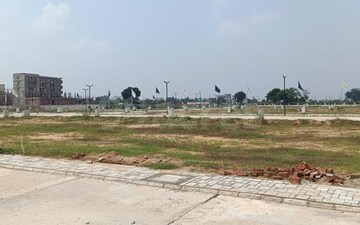 Plot For Sale in Sector 95a