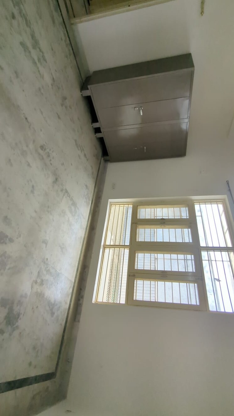 undefined, sector 49 6 Bedroom 112 Sq.Mt. Independent House In Sector 49 Noida 8761195