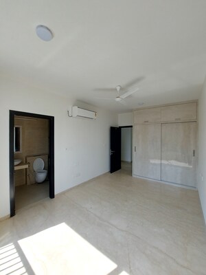 Room in 2 BHK Apartment at Sahakar Excel Acropolis, Bandra East – for Sale