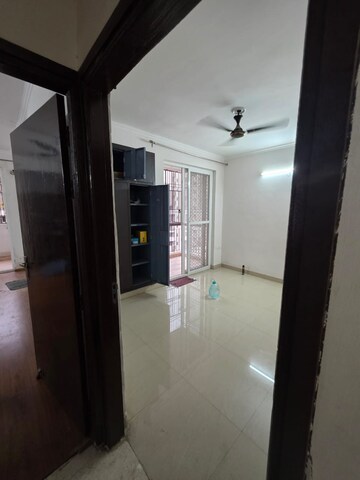 2.5 BHK Apartment For Sale in Amrapali Leisure Park, Amrapali Leisure Valley
