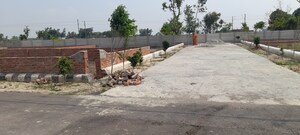  Plot – Exterior View View at Krishna Iscon Valley, Gosainganj - for Sale