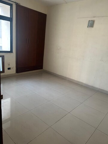 Room in 6+ BHK Villa at Sector 50 – for Sale