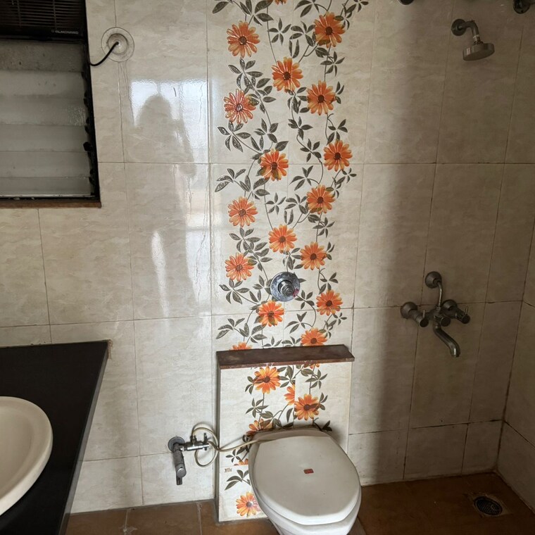 Bathroom, aryavart-star-altair 2 Bedroom 712 Sq.Ft. Apartment In Bavdhan Pune 8761300