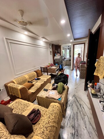 Living Room in 2 BHK Builder Floor at Paschim Vihar – for Rent