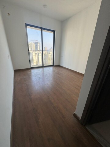 Room in 3 BHK Apartment at Risland The Icon, Dhokali – for Sale