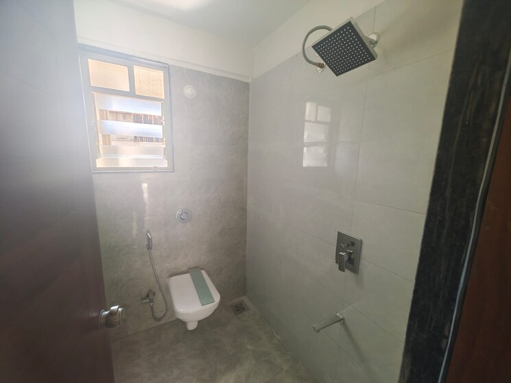 Bathroom, engineers-ios 3 Bedroom 1050 Sq.Ft. Apartment In Tathawade Pune 8761376