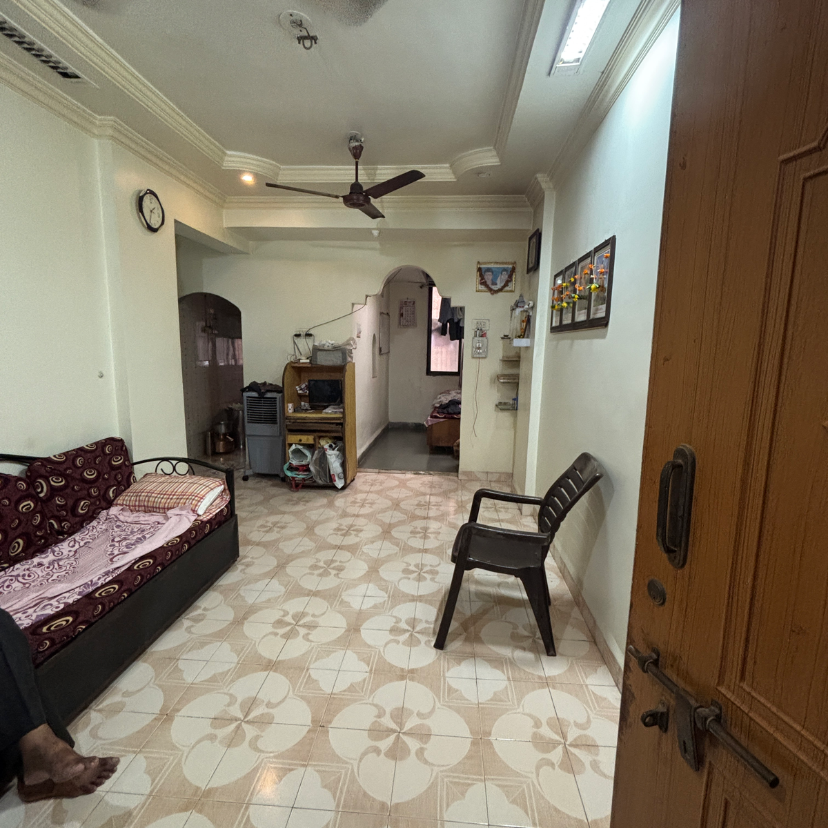 1.5 BHK + Pooja Room Apartment For Rent in Hari Ashirwad CHS
