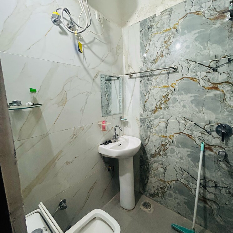 Bathroom, kharar landran road 2 Bedroom 900 Sq.Ft. Apartment In Kharar Landran Road Mohali 8761459