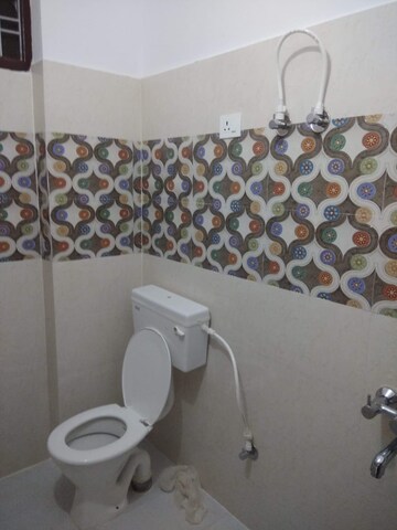 Bathroom in 2 BHK Builder Floor at Kamta – for Rent