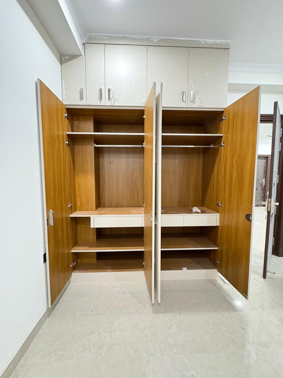 3 BHK + Servant Room Builder Floor For Rent in Sector 43