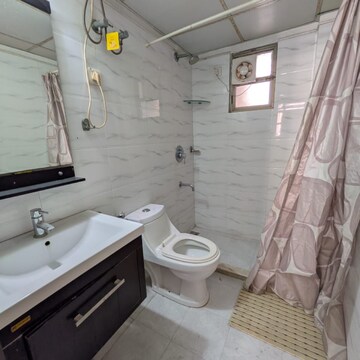 Team Area in 2.5 BHK Apartment at Suncity Essel Tower, Maruti Vihar – for Rent