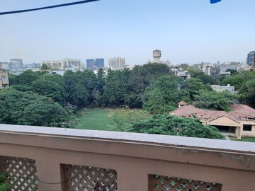 Balcony in 3 BHK Apartment at Unitech Heritage City, Sector 25 – for Rent
